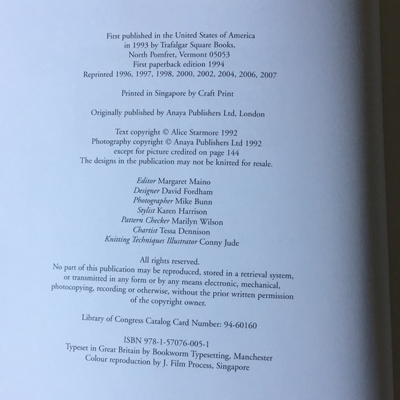 The Celtic Collection Knitwear Design Book by Alice Starmore - Picture 5 of 15